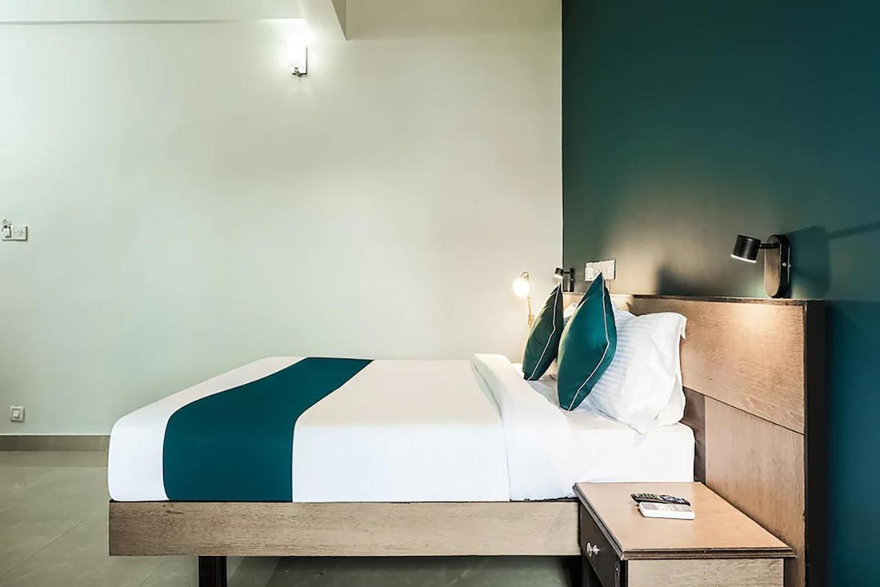 Accadia Residency Hotel Kochi Екстериор снимка