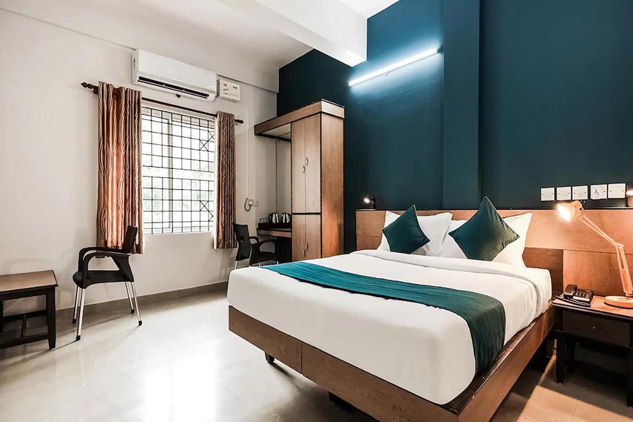Accadia Residency Hotel Kochi Екстериор снимка