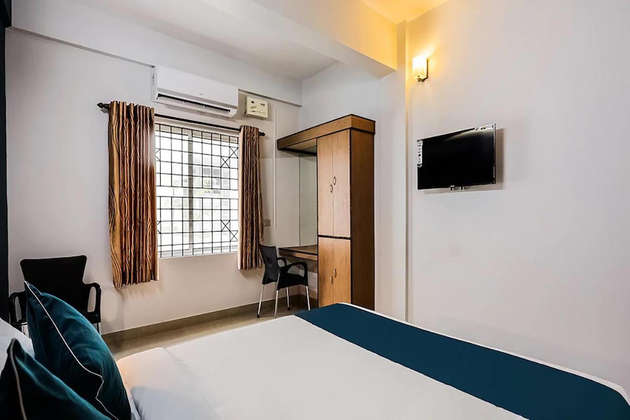 Accadia Residency Hotel Kochi Екстериор снимка