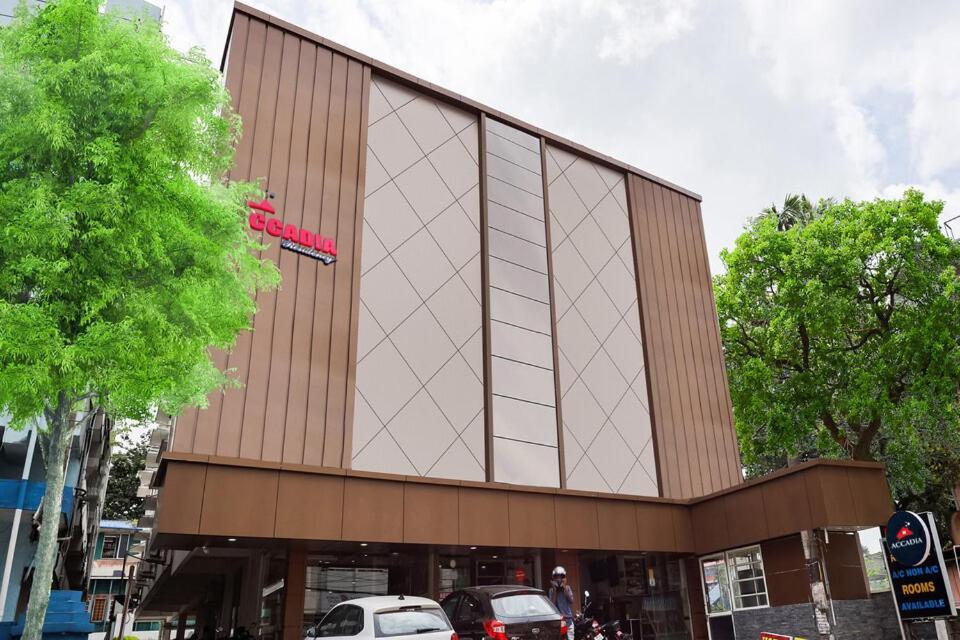 Accadia Residency Hotel Kochi Екстериор снимка